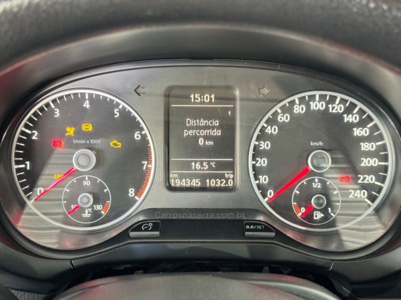 CROSSFOX 1.6 MI FLEX 8V 4P MANUAL - 2012 - NOVA PRATA