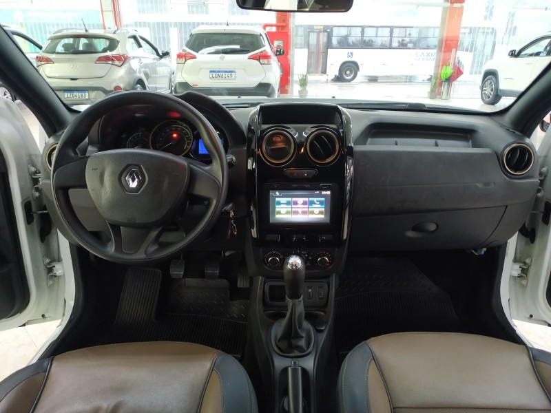 DUSTER 1.6 DYNAMIQUE 4X2 16V FLEX 4P MANUAL - 2017 - CAXIAS DO SUL