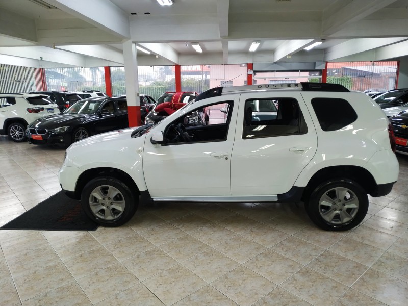 DUSTER 1.6 DYNAMIQUE 4X2 16V FLEX 4P MANUAL - 2017 - CAXIAS DO SUL