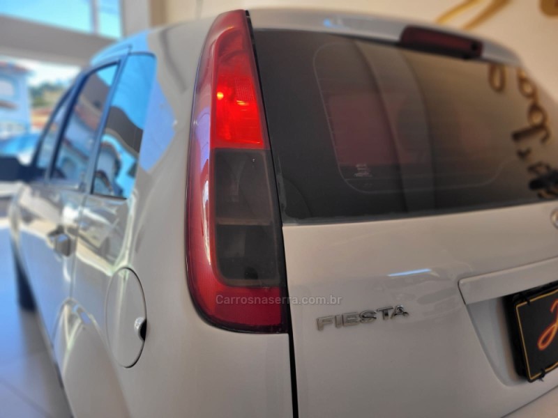 FIESTA 1.6 MPI CLASS HATCH 8V FLEX 4P MANUAL - 2012 - CANELA