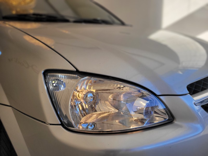 CLASSIC 1.0 MPFI LS 8V FLEX 4P MANUAL - 2015 - CANELA