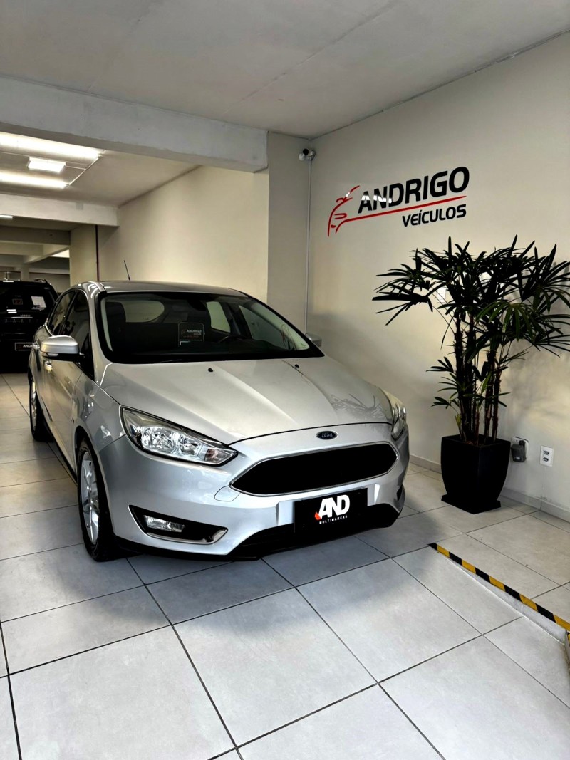 FOCUS 1.6 SE 8V FLEX 4P MANUAL - 2017 - CAXIAS DO SUL