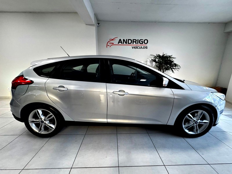 FOCUS 1.6 SE 8V FLEX 4P MANUAL - 2017 - CAXIAS DO SUL