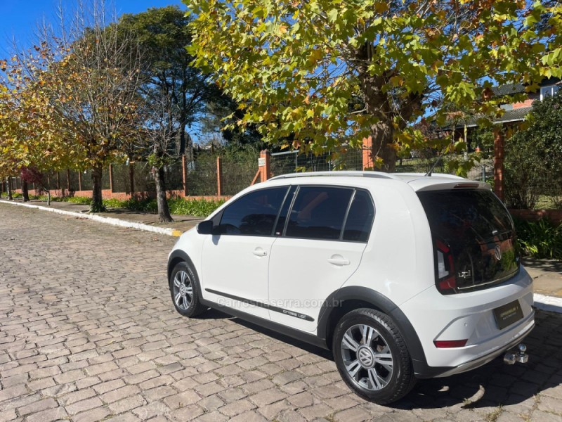 UP 1.0 TSI CROSS 12V FLEX 4P MANUAL - 2018 - BENTO GONçALVES
