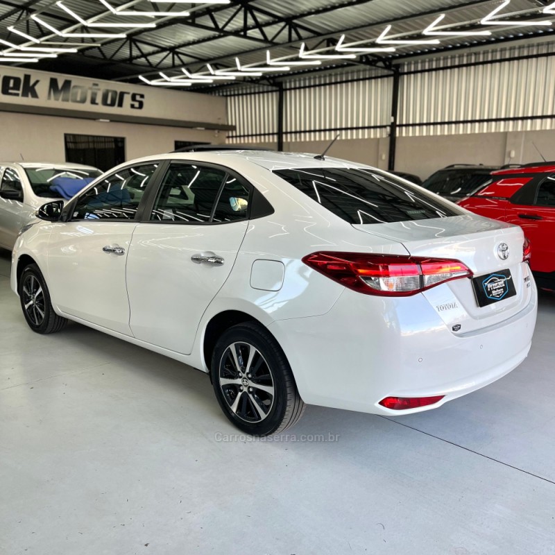 YARIS 1.5 XLS SEDAN 16V FLEX 4P AUTOMÁTICO - 2019 - CANOAS
