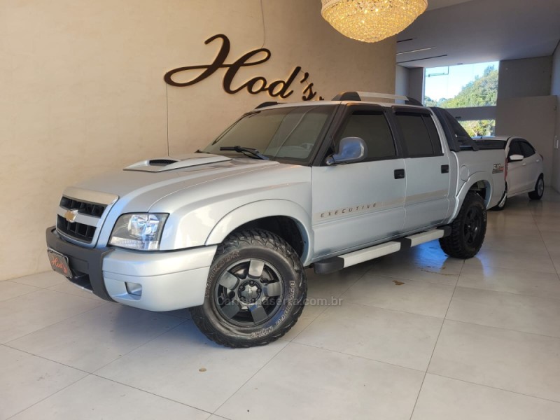 s10 2.8 executive 4x4 cd 12v turbo electronic intercooler diesel 4p manual 2011 canela
