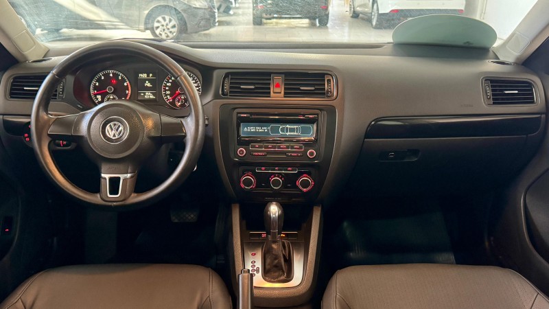 JETTA 2.0 COMFORTLINE FLEX 4P TIPTRONIC - 2012 - ESTâNCIA VELHA