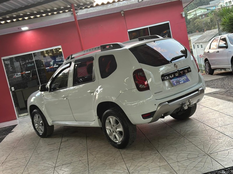 DUSTER 1.6 DYNAMIQUE 4X2 16V FLEX 4P MANUAL - 2017 - CAXIAS DO SUL