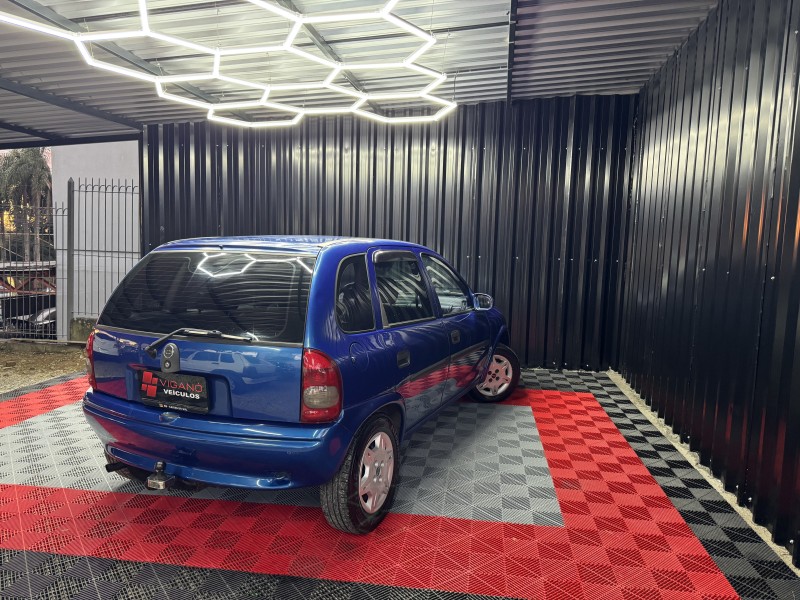 CORSA 1.0 MPFI WIND 8V GASOLINA 4P MANUAL - 2001 - CAXIAS DO SUL