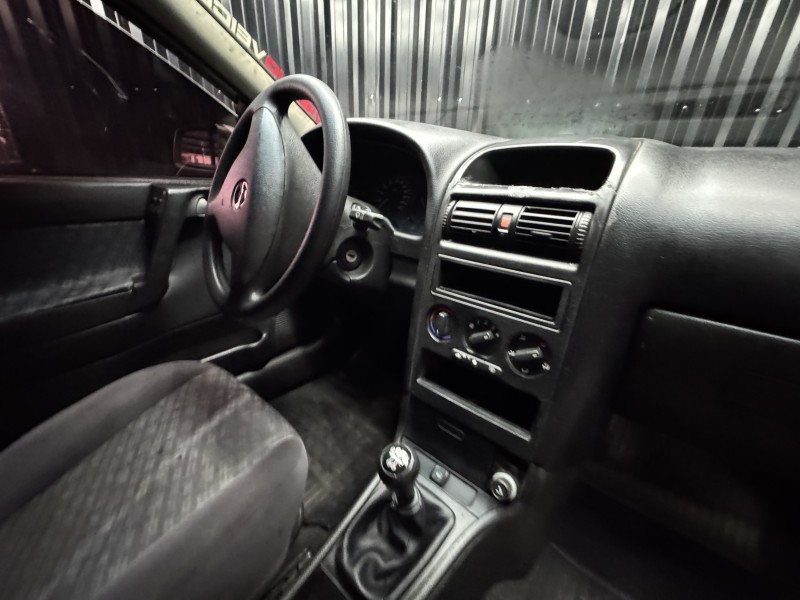 ASTRA 1.8 MPFI GL 8V GASOLINA 2P MANUAL - 2000 - CAXIAS DO SUL