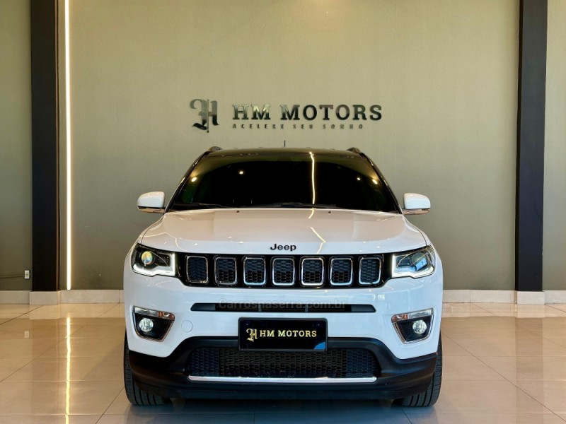 COMPASS 2.0 16V FLEX LIMITED AUTOMÁTICO - 2018 - CAXIAS DO SUL