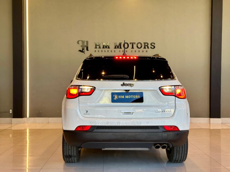 COMPASS 2.0 16V FLEX LIMITED AUTOMÁTICO - 2018 - CAXIAS DO SUL