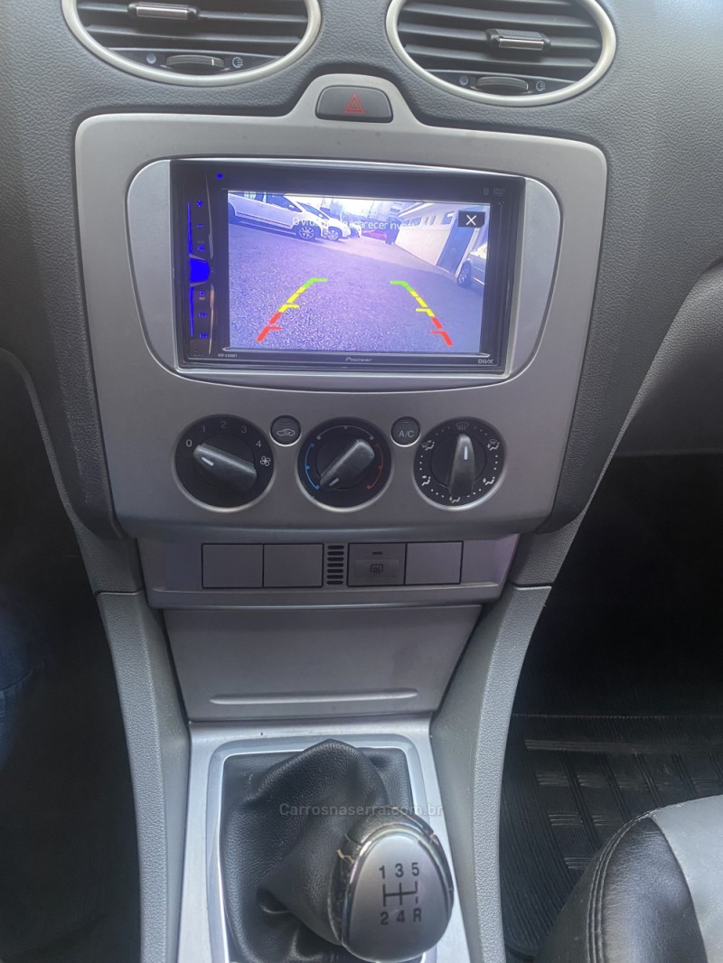 FOCUS 1.6 GLX 16V FLEX 4P MANUAL - 2011 - CAXIAS DO SUL
