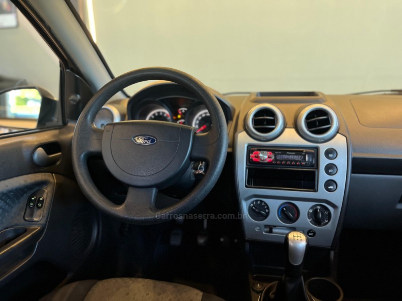 FIESTA 1.6 MPI CLASS HATCH 8V FLEX 4P MANUAL - 2012 - CAXIAS DO SUL