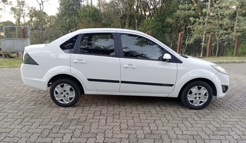 FIESTA 1.6 MPI SEDAN 8V FLEX 4P MANUAL - 2014 - CANELA