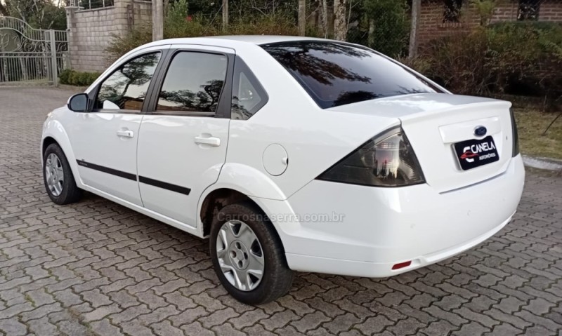 FIESTA 1.6 MPI SEDAN 8V FLEX 4P MANUAL - 2014 - CANELA