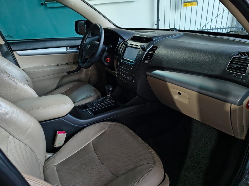 SORENTO 2.4 EX 4X2 16V GASOLINA 4P AUTOMÁTICO - 2014 - CAXIAS DO SUL
