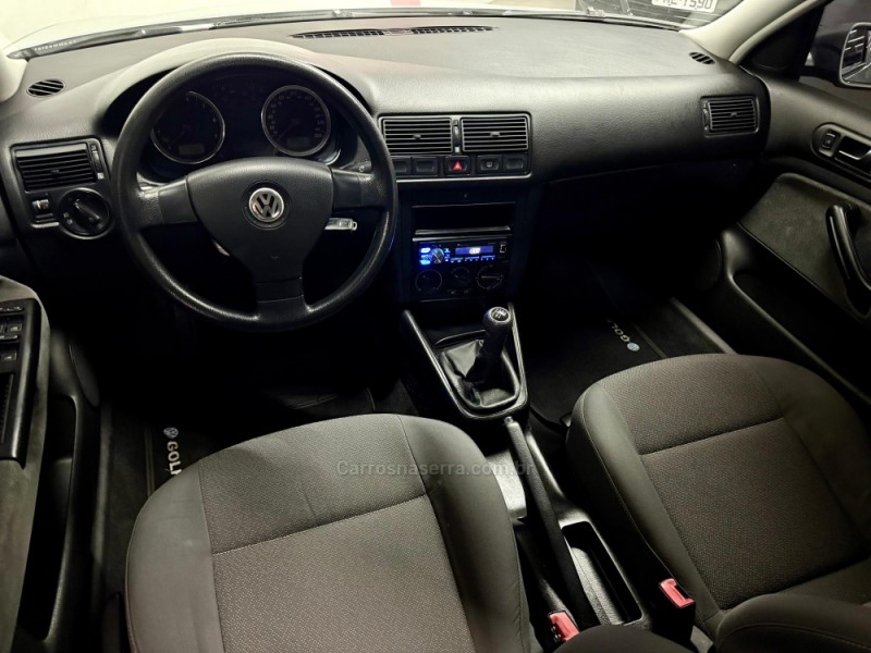GOLF 1.6 MI SPORTLINE 8V FLEX 4P MANUAL - 2009 - CAXIAS DO SUL