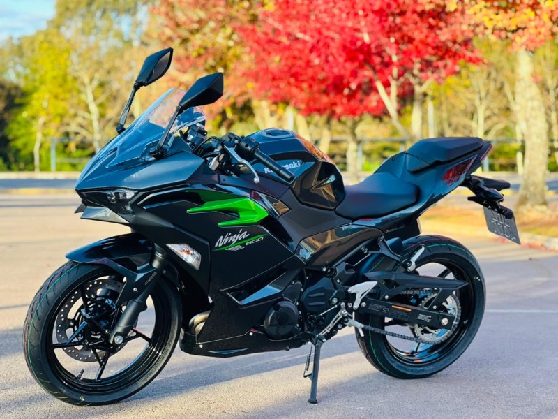 NINJA 500 