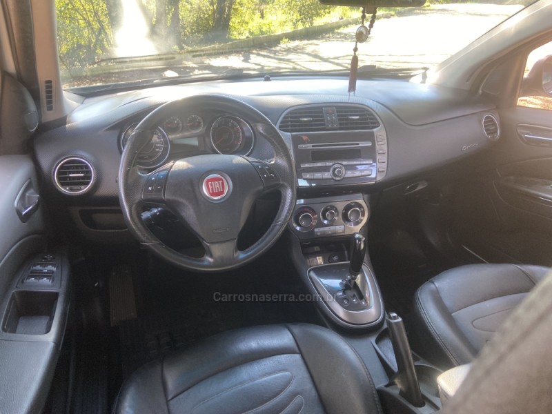 BRAVO 1.8 ESSENCE 16V FLEX 4P AUTOMATIZADO - 2013 - NOVA PRATA