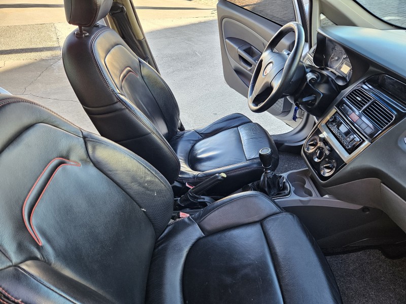 LINEA 1.9 MPI LX 16V FLEX 4P MANUAL - 2010 - CAXIAS DO SUL