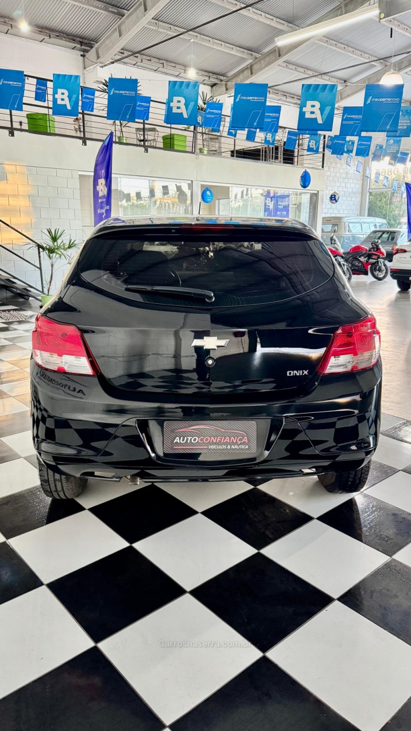 ONIX 1.0 MPFI LS 8V FLEX 4P MANUAL - 2016 - MONTENEGRO