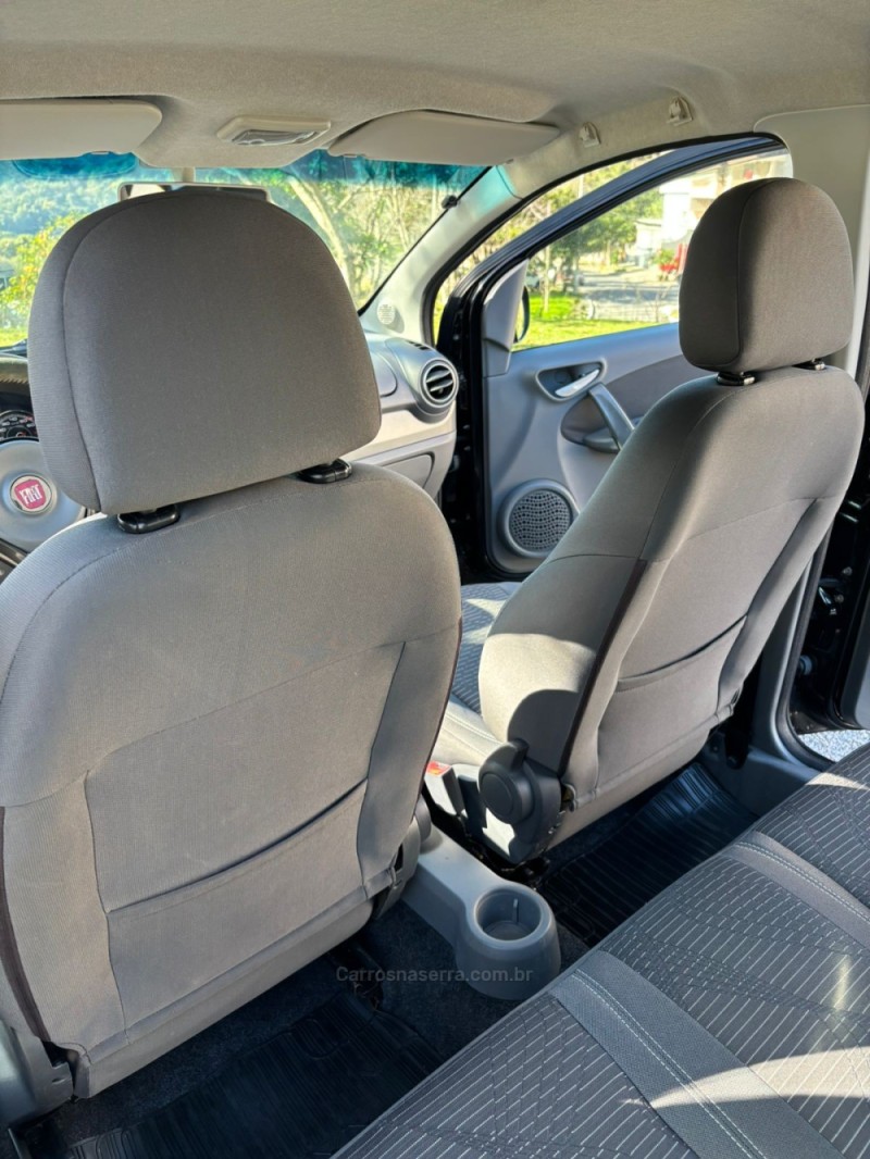 PALIO 1.0 MPI ATTRACTIVE 8V FLEX 4P MANUAL - 2013 - CAXIAS DO SUL