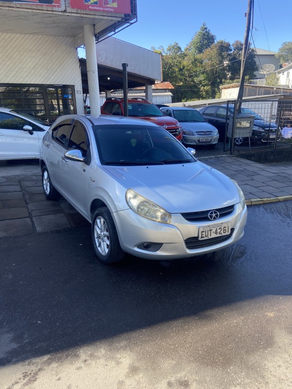 j3 1.4 16v gasolina 4p manual 2012 farroupilha