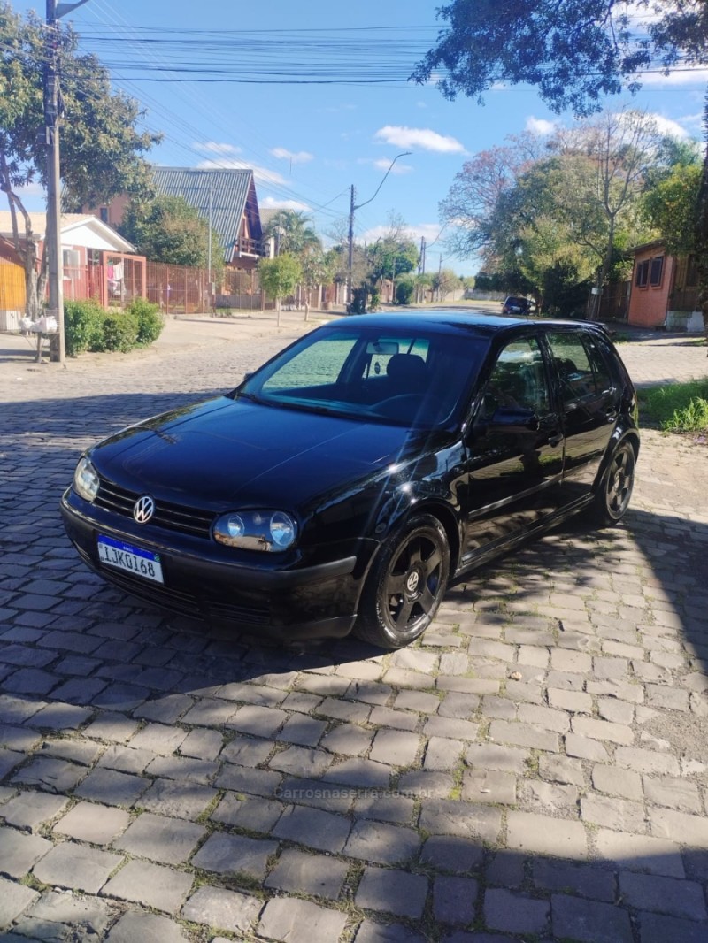 GOLF 1.6 MI GENERATION 8V GASOLINA 4P MANUAL - 2000 - CAXIAS DO SUL