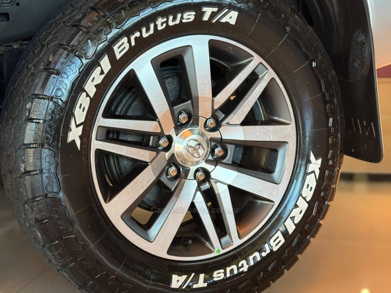 HILUX 2.8 SRX 4X4 CD 16V DIESEL 4P AUTOMÁTICO - 2017 - DOIS IRMãOS