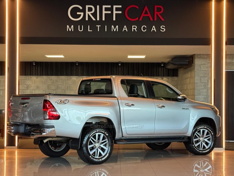 HILUX 2.8 SRX 4X4 CD 16V DIESEL 4P AUTOMÁTICO - 2017 - DOIS IRMãOS