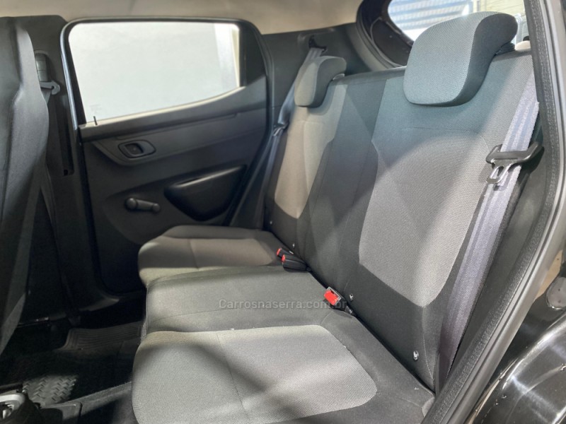 KWID 1.0 12V SCE FLEX LIFE MANUAL - 2018 - VACARIA