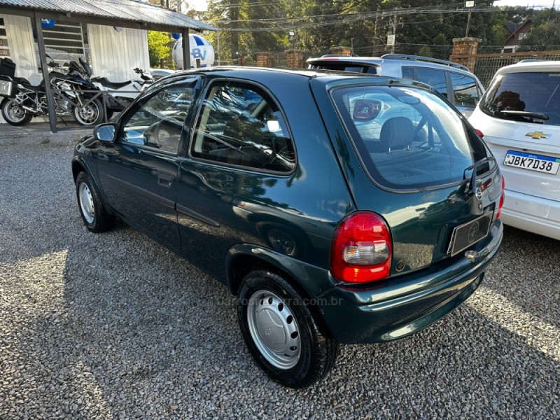 CORSA 1.0 MPF WIND 8V GASOLINA 2P MANUAL - 2001 - CANELA