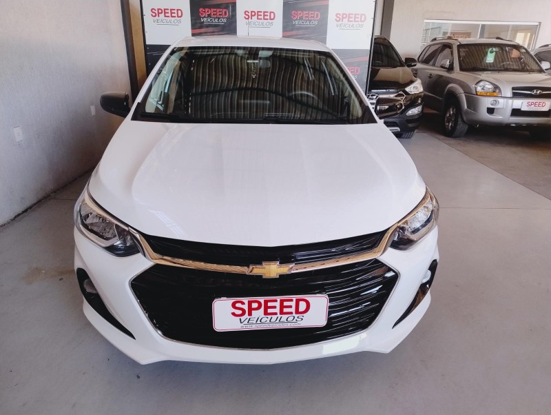 ONIX 1.0 LT 12V FLEX 4P MANUAL - 2024 - SãO SEBASTIãO DO CAí