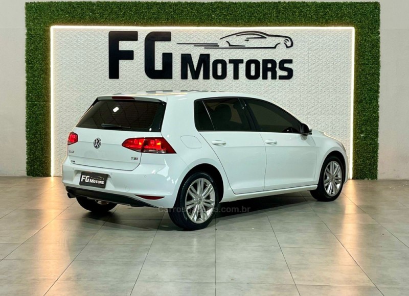 GOLF 1.0 TSI COMFORTLINE 12V TOTAL FLEX 4P MANUAL - 2017 - NOVO HAMBURGO
