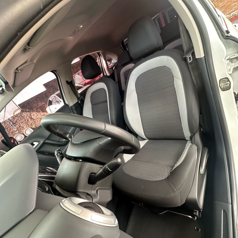 C3 1.2 TENDANCE 8V FLEX 4P MANUAL - 2018 - CAXIAS DO SUL