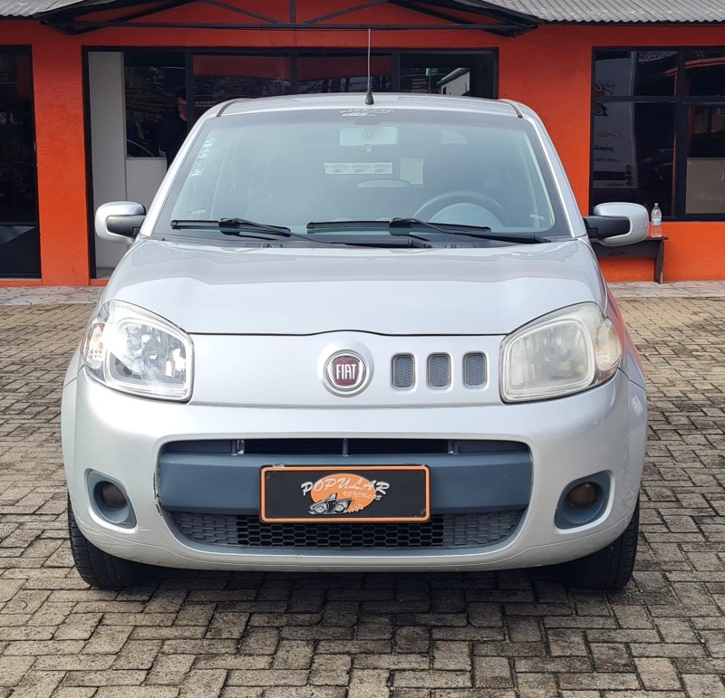 UNO 1.0 EVO VIVACE 8V FLEX 4P MANUAL - 2014 - CANELA