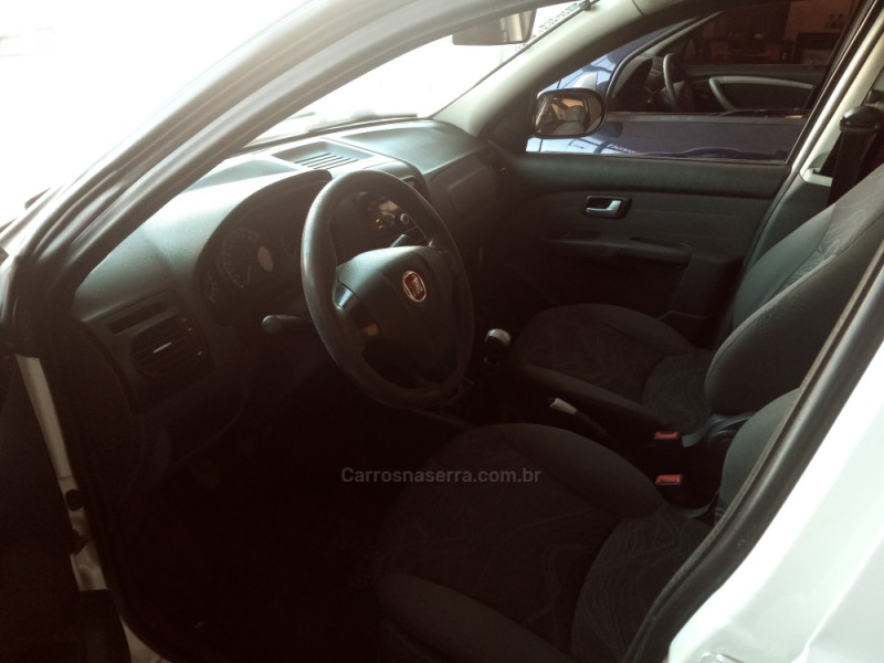 SIENA 1.4 MPI EL 8V FLEX 4P MANUAL - 2013 - CAXIAS DO SUL