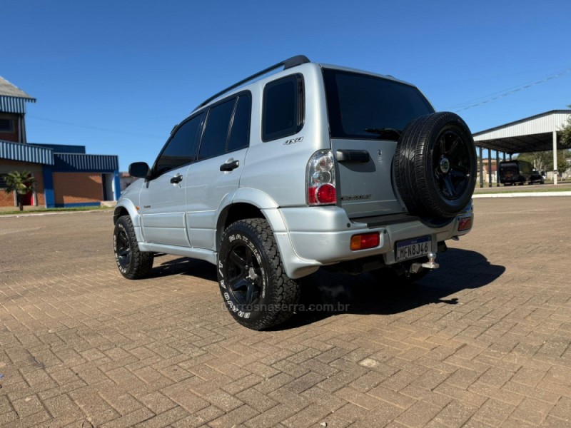 TRACKER 2.0 4X4 16V GASOLINA 4P MANUAL - 2009 - BROCHIER
