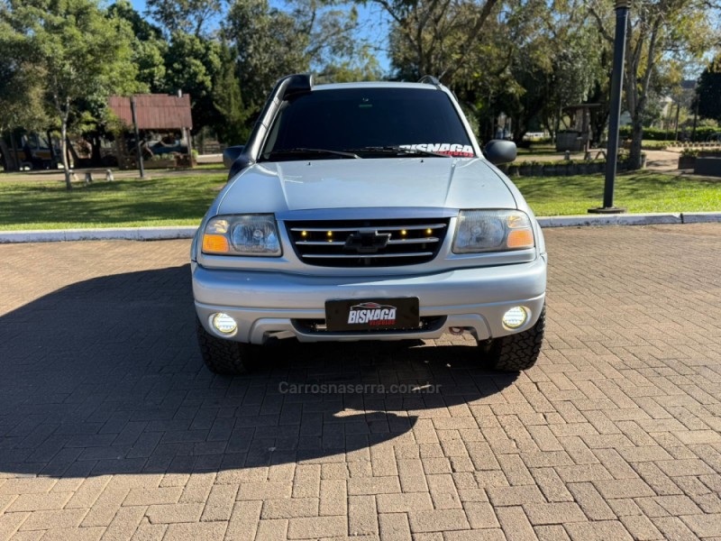 TRACKER 2.0 4X4 16V GASOLINA 4P MANUAL - 2009 - BROCHIER