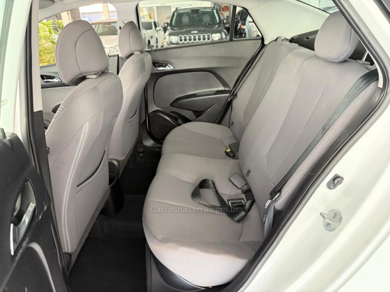 HB20S 1.6 COMFORT PLUS 16V FLEX 4P MANUAL - 2015 - NOVO HAMBURGO