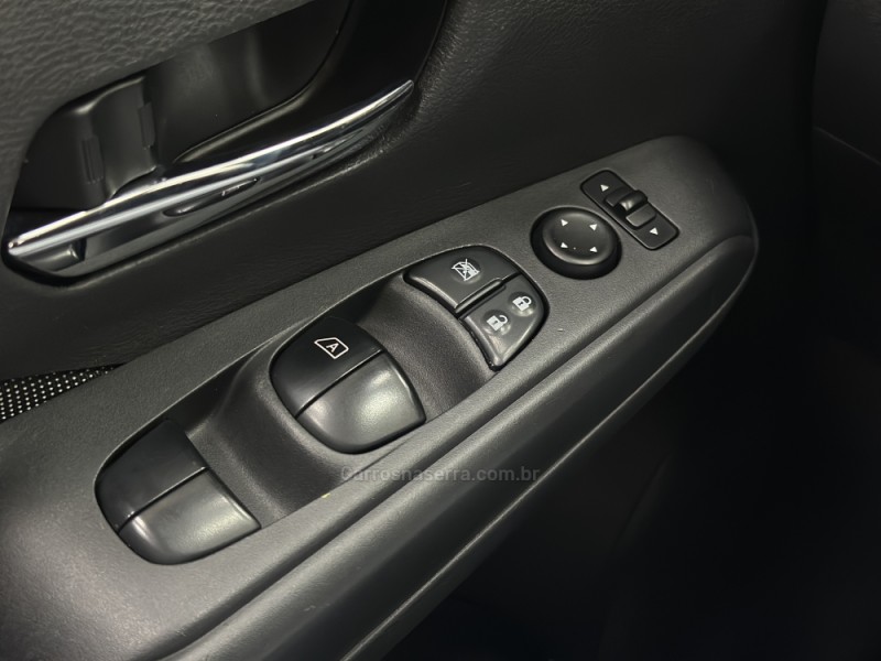 KICKS 1.6 S DIRECT 16V FLEX 4P AUTOMÁTICO - 2018 - SANTA CRUZ DO SUL
