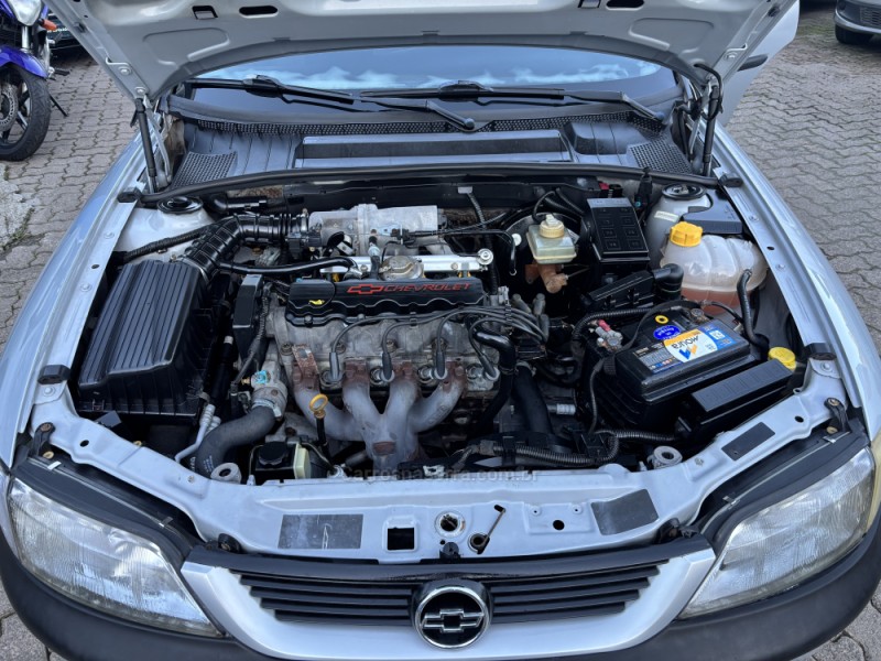 VECTRA 2.2 MPFI GLS 8V GASOLINA 4P MANUAL - 1999 - CAXIAS DO SUL