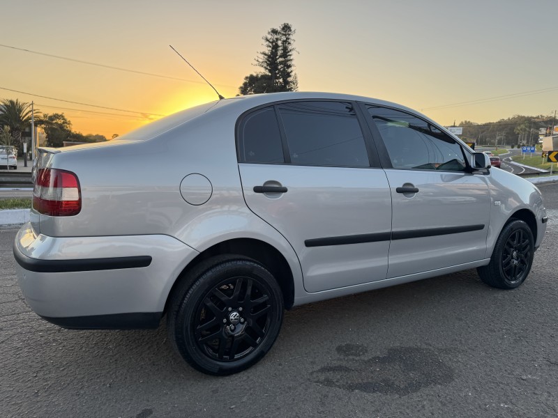 POLO SEDAN 1.6 MI 8V FLEX 4P MANUAL - 2006 - DOIS IRMãOS