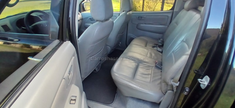 HILUX 3.0 SR 4X4 CD 8V DIESEL 4P MANUAL - 2008 - VACARIA