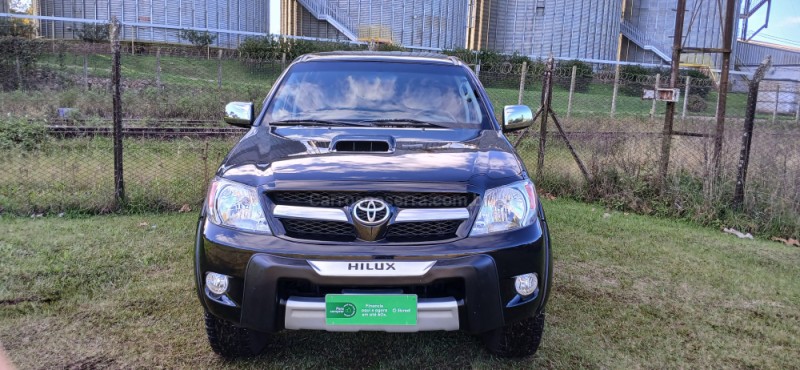 HILUX 3.0 SR 4X4 CD 8V DIESEL 4P MANUAL - 2008 - VACARIA