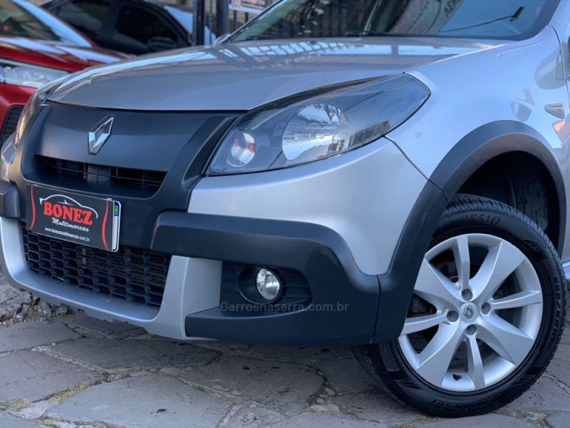 SANDERO 1.6 STEPWAY 8V FLEX 4P MANUAL - 2014 - CAXIAS DO SUL