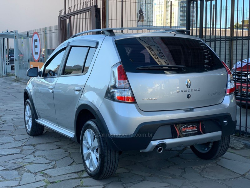 SANDERO 1.6 STEPWAY 8V FLEX 4P MANUAL - 2014 - CAXIAS DO SUL