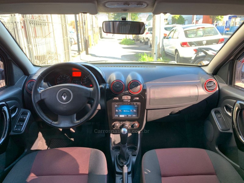 SANDERO 1.6 STEPWAY 8V FLEX 4P MANUAL - 2014 - CAXIAS DO SUL