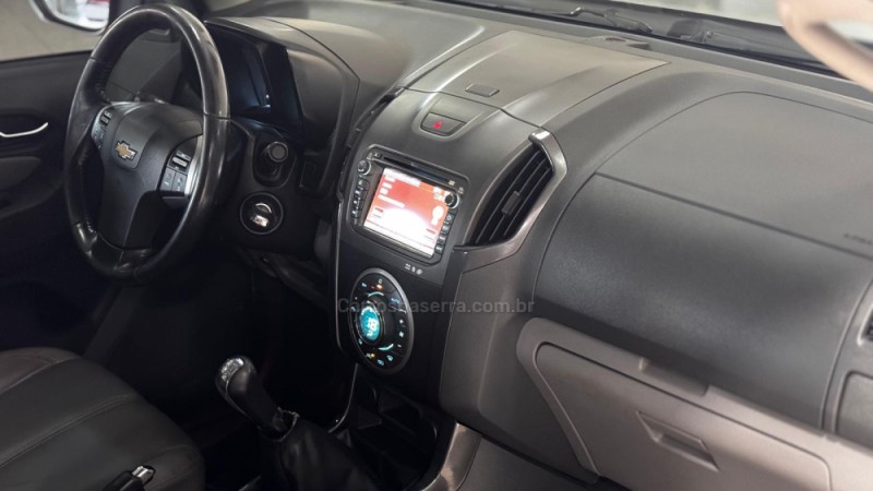 S10 2.4 LTZ 4X2 CD 8V FLEX 4P MANUAL - 2014 - ESTâNCIA VELHA